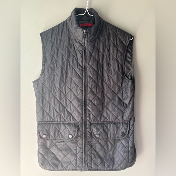 Zara man, size small, Men's Quilted Black Vest, full front zip, front pockets - Picture 2 of 8
